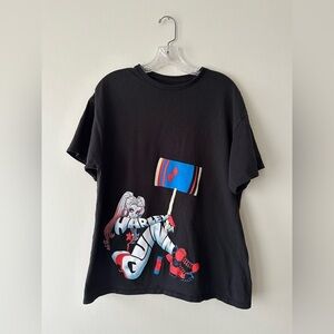 Harley Quinn T-Shirt DC Comics Batman  SIze Large Suicide Squad Joker Black